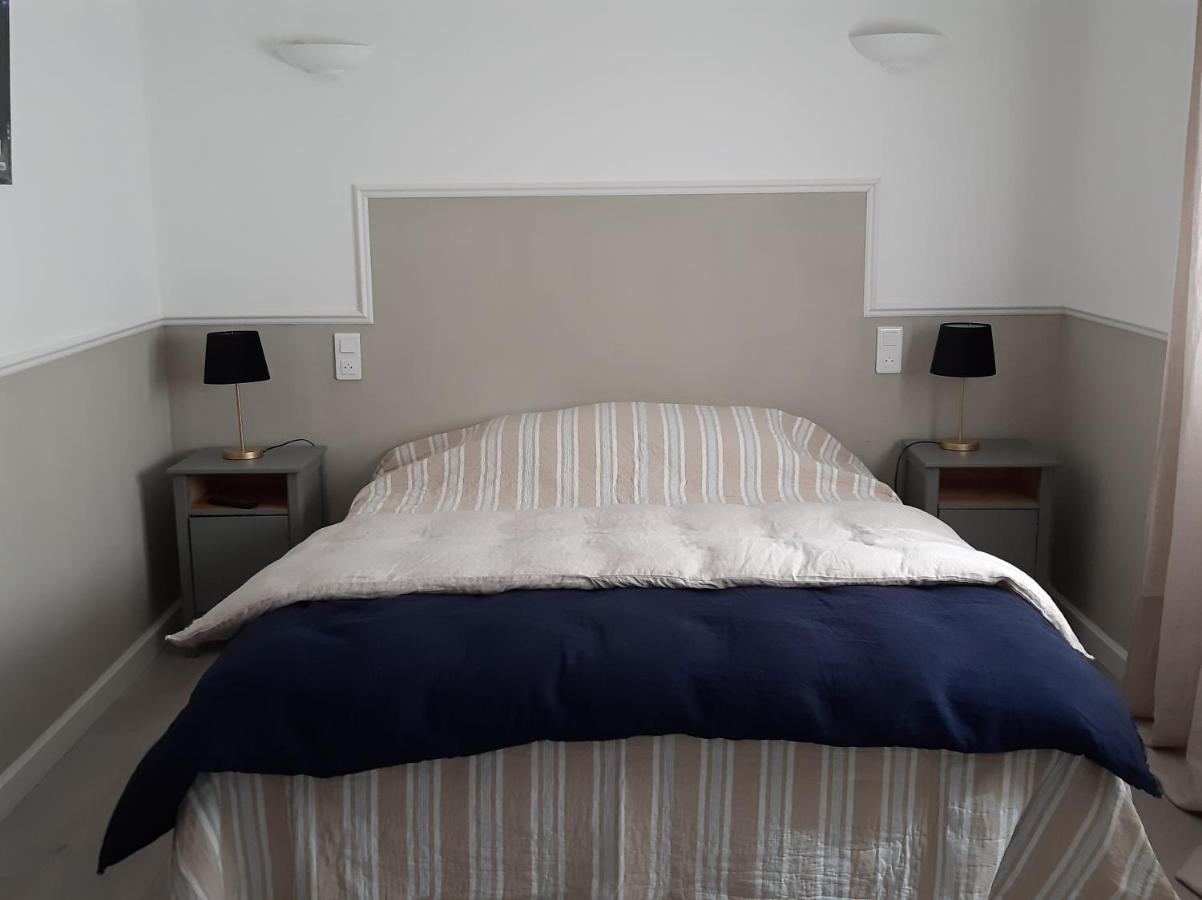 לינה וארוחת בוקר קאלבי Casa Ottobre Blu מראה חיצוני תמונה