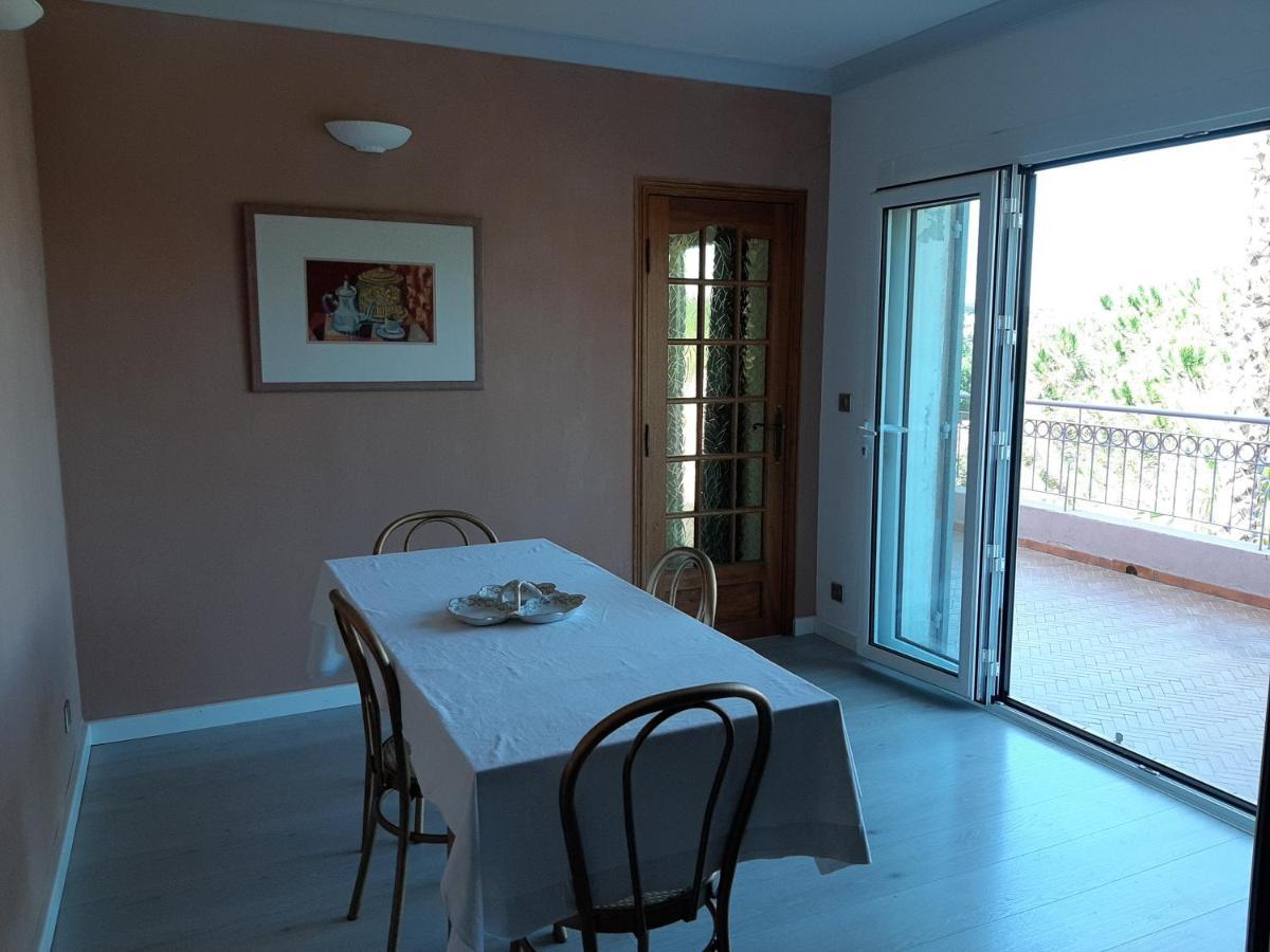 לינה וארוחת בוקר קאלבי Casa Ottobre Blu מראה חיצוני תמונה