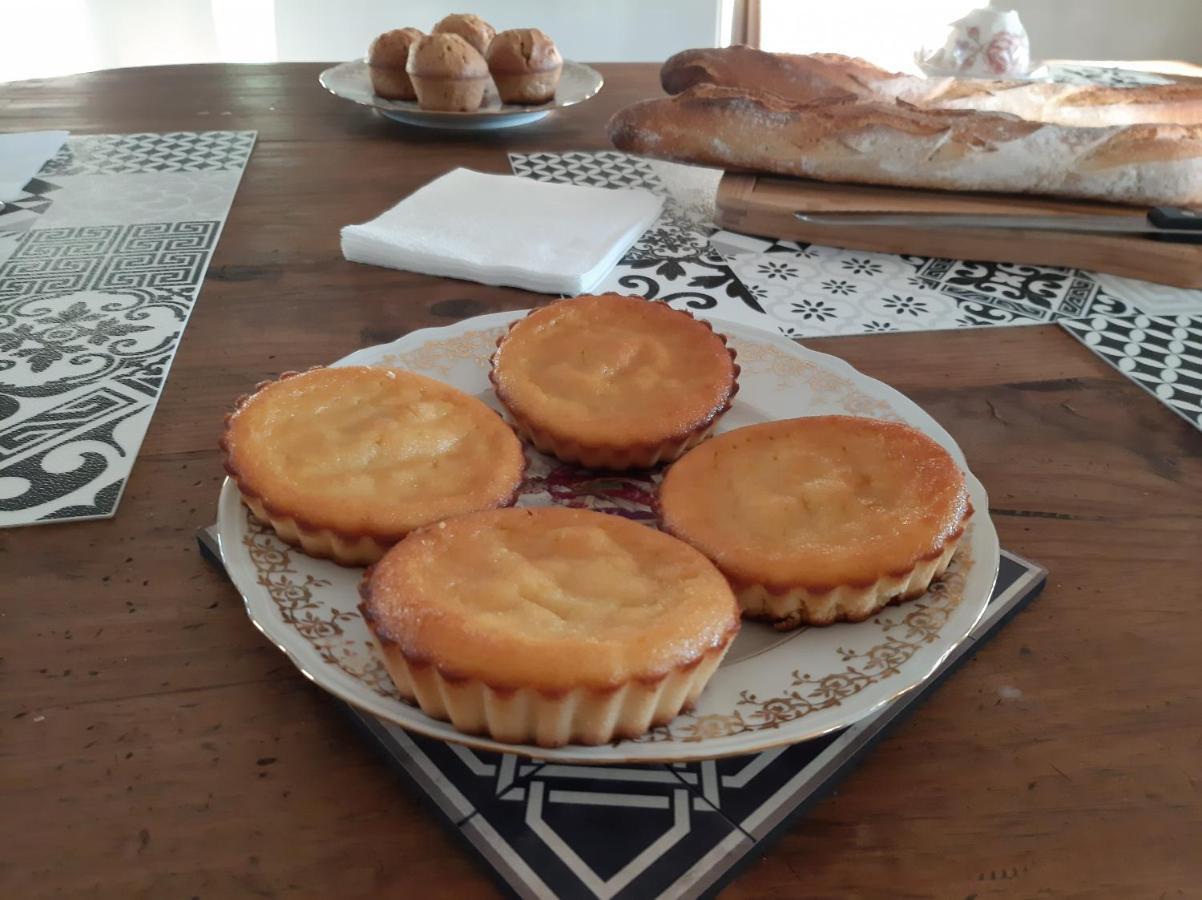 לינה וארוחת בוקר קאלבי Casa Ottobre Blu מראה חיצוני תמונה