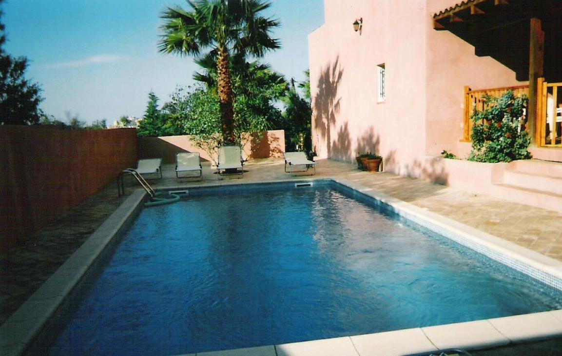 לינה וארוחת בוקר קאלבי Casa Ottobre Blu מראה חיצוני תמונה